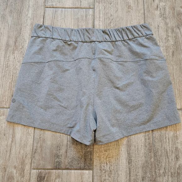 Lululemon On The Fly Mid Rise Short 2.5” Women’s Size 10 Heathered Slate Gray - Picture 9 of 12